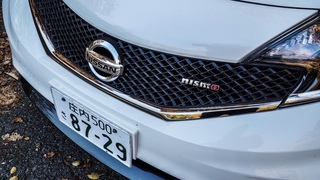 Пластиковый ПАТЕФОН  NISSAN NOTE NISMO 1.2 КОМПРЕССОР