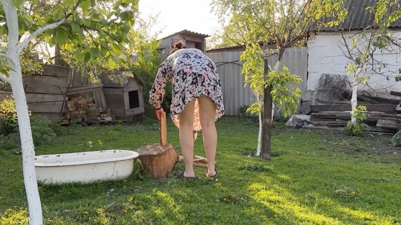 Lone Village Girls Day: Feeding Chickens, Collecting Firewood, and Sorting