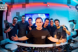 Hardwell On Air 350