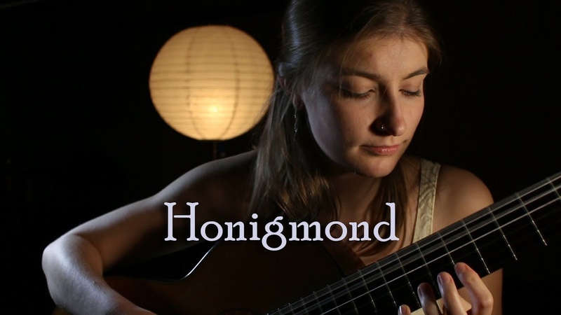 Honigmond ( Original) performed by Julia