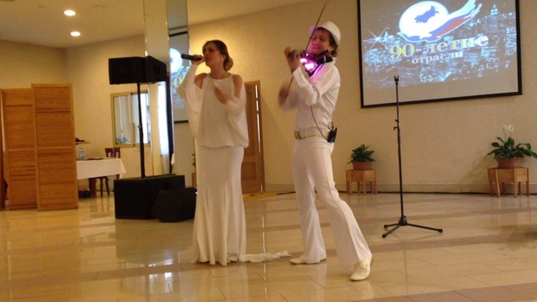 Солистка White Dream Orchestra Alexandra Lodez и скрипач Viktor Light. Fairytail ( Rybak