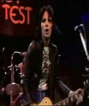 THE RUNAWAYS