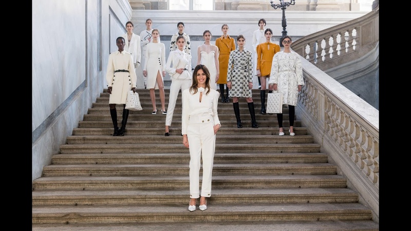 Fashion and art meet, in a proudcelebration of the Italian