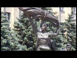 Чиновника задержали за взятку