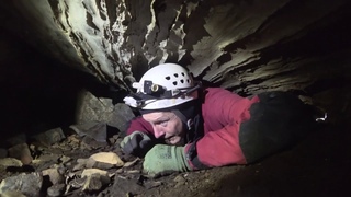 Claustrophobic cave challenge