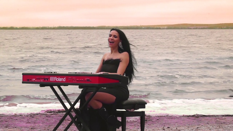 Girl sang a song very beautifully Titanium Sia ft David Guetta ( Cover by Kris
