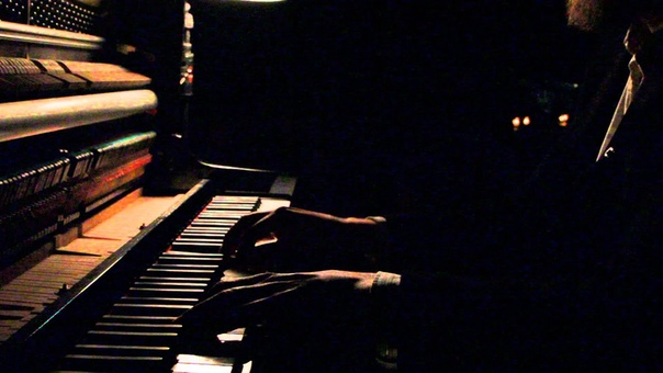 Joep Beving performing Sleeping Lotus