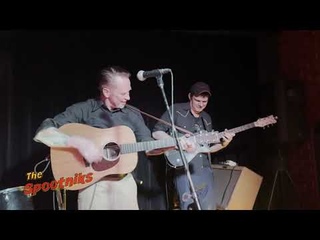 Rattle shakin daddy. The Spootniks
