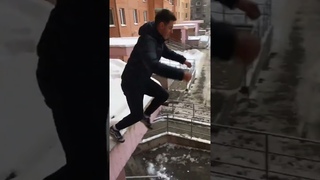 Пххахах долбоящер Э а где он