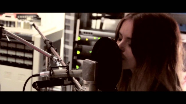 Kyla La Grange To Be Torn ( Africa Express