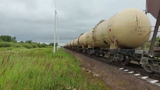 Тепловоз 2ТЭ116У-0270 с длинным грузовым поездом!