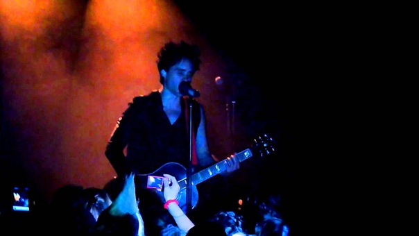30 Seconds To Mars Hurricane ( Live La Maroquinerie, Paris, 08, 06, 2011) Шоу было приватным.