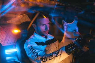 Don Diablo ft. A R I Z O N A - Take Her Place