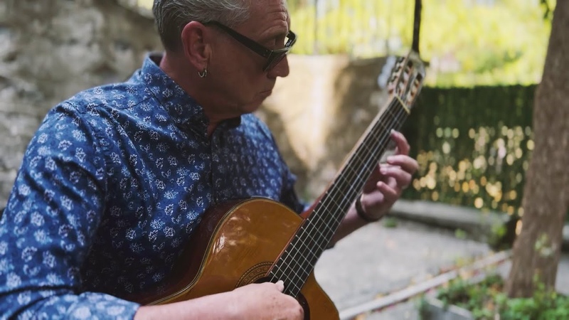 Drama Köprüsü Paul Dwyer, Solo Gitar No: