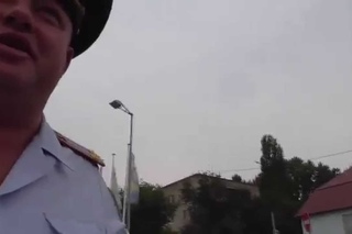 Начальник ГАИ г.Энгельса Шишкин Е.И. “Таксует“? или Помогает гражданам?