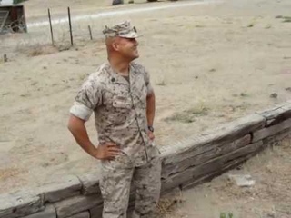 Former Drill Instructor scares the hell out of dude