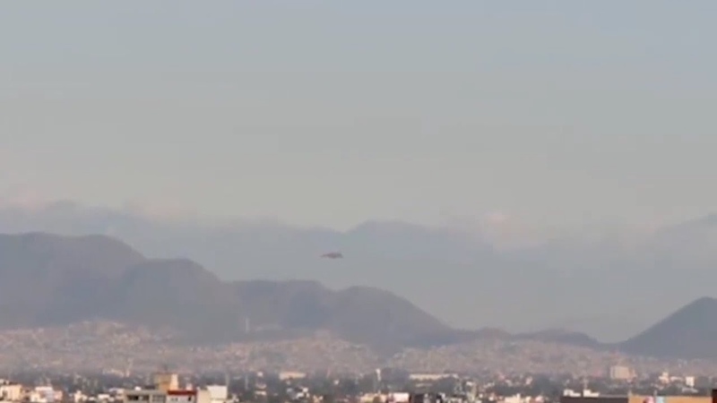 Grande Nave OVNI Sobre o México Large UFO Ship Over