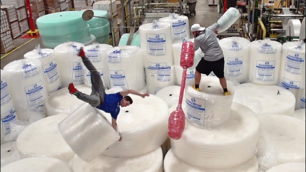 Bubble Wrap Battle, Dude Perfect bubble wrap battle, dude
