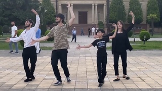 Мадина Чеченская Супер Лезгинка 2023 Девушка Танцует Кайф Lezginka Dance ALISHKA Balaken Park Madina