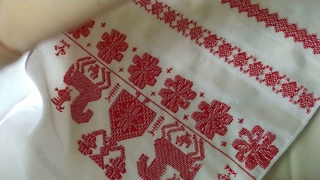 Вышитый славянский рушник