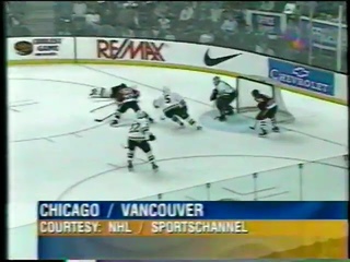 Sergei Krivokrasov scores vs Canucks for Blackhawks (5 mar 1997)