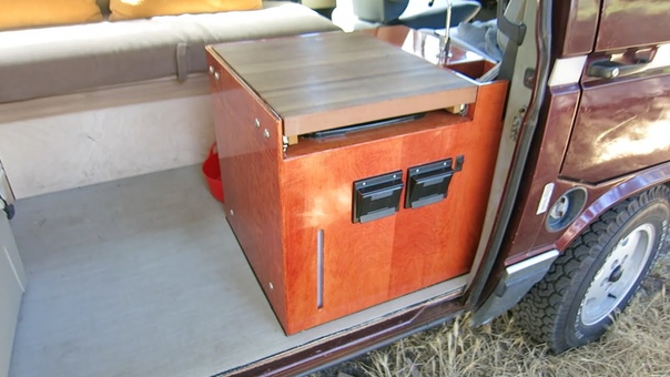 VW T3 Vanagon Doorway