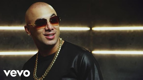 Wisin Adrenalina ft. Jennifer Lopez, Ricky