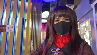 SUAISKR Black Friday themed video丨Crossdresser Dressing-up Outside