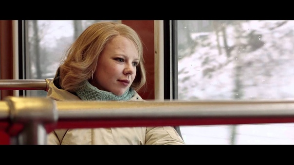 Laura Närhi Hetken tie on kevyt ( Elokuvasta
