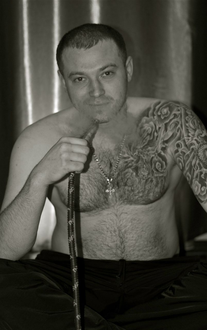 Виктор Яблуновский  Apple  | Хрустальный / Красный Луч