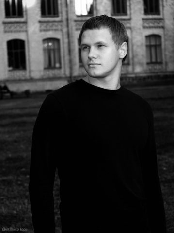 №5, Максим Клёт, 35 лет №5, Максим Клёт, 35 лет