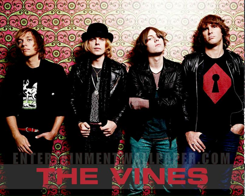 Lucy Sky in the | Санкт-Петербург