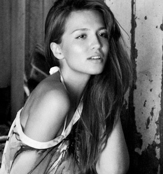 Nina Komolova | Melbourne