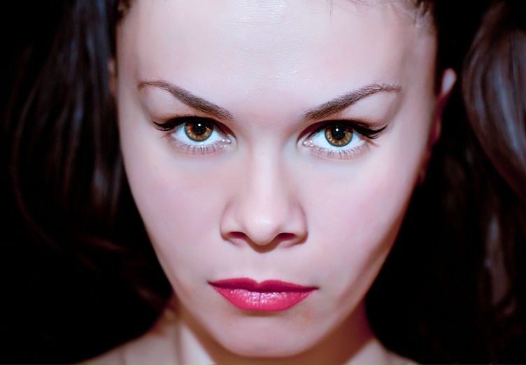 №37, Аня Савонина №37, Аня Савонина