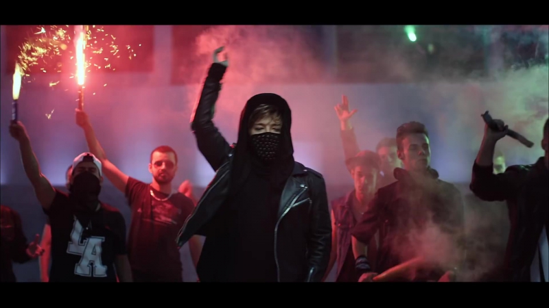 MILAN STANKOVIC feat. MILE KITIC MIMI MERCEDEZ