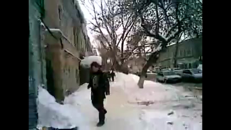 Гопники против Эмо