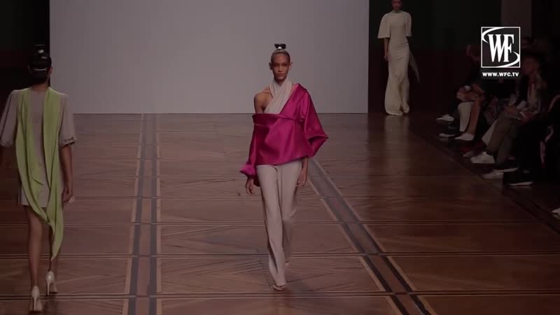 Valentin Yudashkin spring summer 2019 Paris fashion