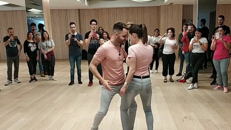 Bachata estilo dominicano by Anthony Rodriguez y Carla Torres