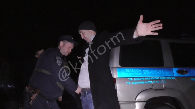 Пьяный перепутал подъезд и ломился к девушке в