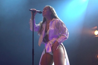 Niykee Heaton - Woosah LIVE HD (2016) Los Angeles The Mayan