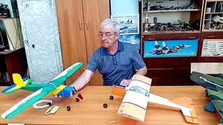 Первые электро-кордовые модели построенные учениками Школы Технического  Творчества.