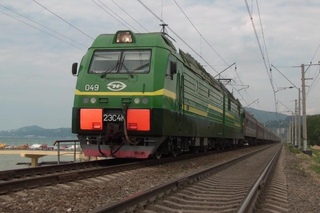 2ЭС4К-049 с поездом №435 Екатеринбург  Адлер