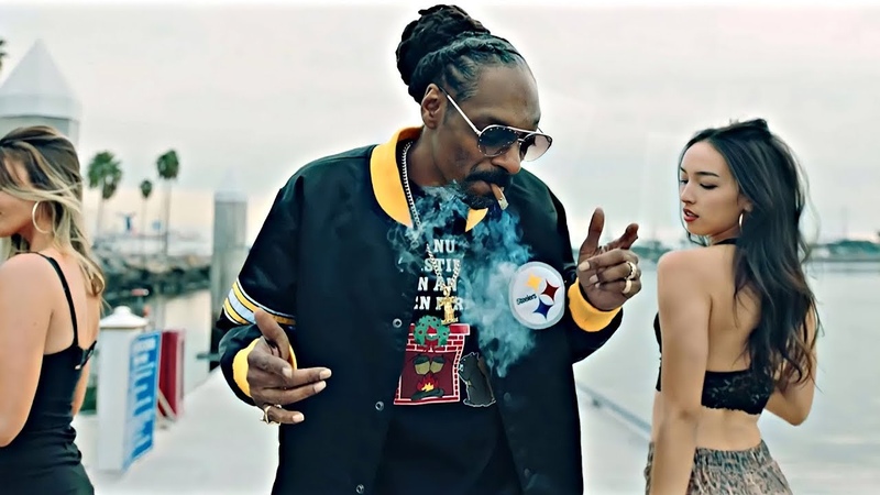 Snoop Dogg, Eminem, Dr. Dre Back In The Game ft. DMX, Eve, Jadakiss, Ice Cube, Method Man,
