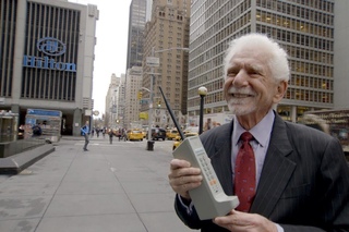 The First Cell Phone Call Was an Epic Troll