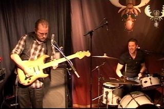 Bas Paardekooper & the Blew Crue - Between the Lines -  live at bluesmoose café