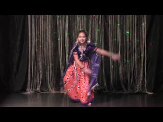 - 4 - 2 RADHE RADHE (Bollywood) - исполн. Мария Бирюкова, г. Красногорск, МО.