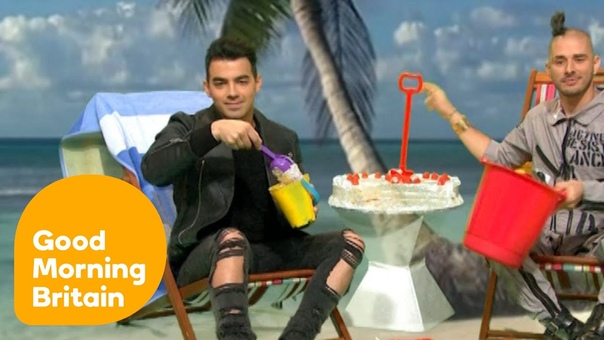 Joe Jonas Eats Cake By The Ocean With Ben And Kate , Good Morning