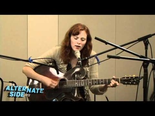 Karen Elson - Stolen Roses (Live at WFUV/The Alternate Side)