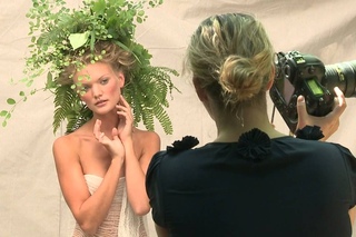 Photographer Jennifer Hudson Directs An Ephemeral Wreath Photo Shoot