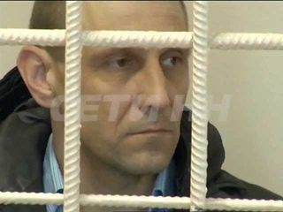 Командир ОМОНа выбивая долги убил сына должника